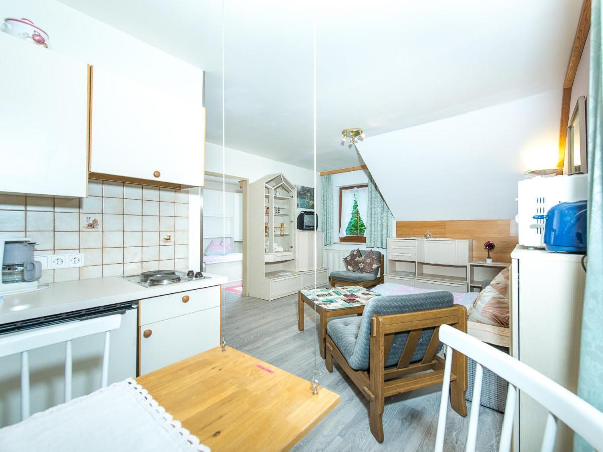 Appart-Pension Seehang Velden am Wörthersee Szoba fotó